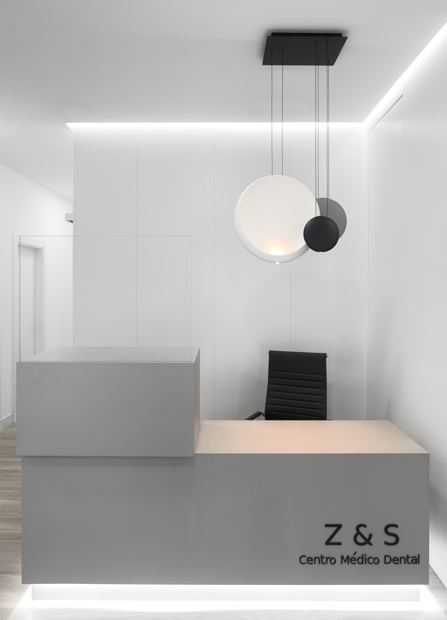 murillo-arquitectos-clinica-dental-zs-recepcion