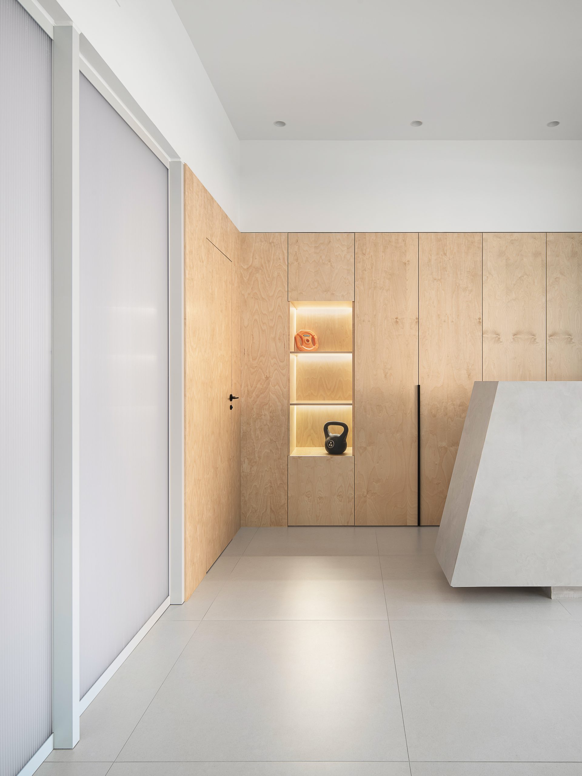 murillo-arquitectos-centro-equilatera-vestuarios